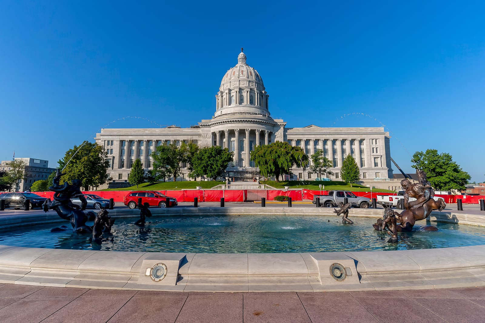 Registering an LLC or Corporation in Missouri 2 Registering an LLC or Corporation in Missouri