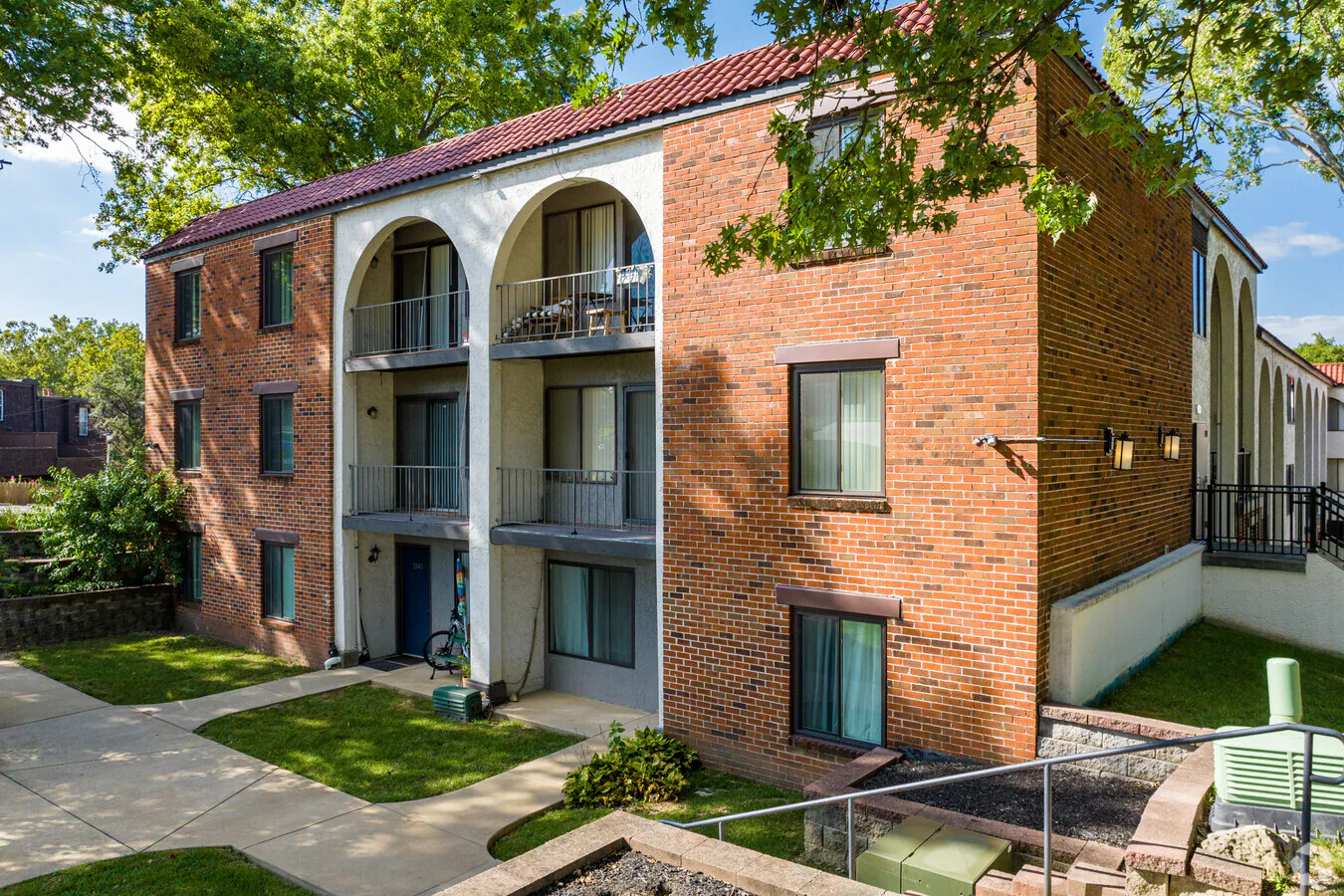 The Magnolia Apartment Homes - Chesterfield, MO 2 The Magnolia Apartment Homes - Chesterfield, MO