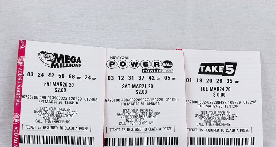Powerball Jackpot Surges to $1.6 Billion 2 Powerball Jackpot Surges to $1.6 Billion