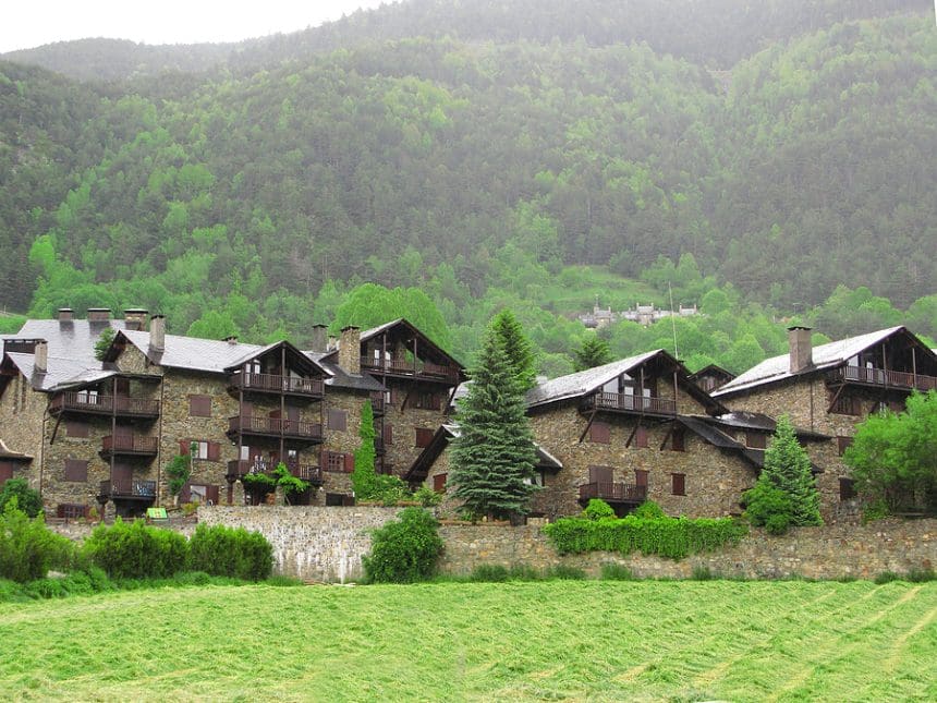 Why Mountain Regions Are Becoming a Top Choice for Second Homes