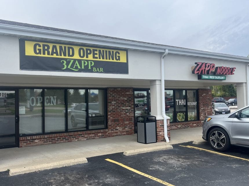 Handcraft Thai Pizzas at 3 Zapp Bar in O'Fallon, IL