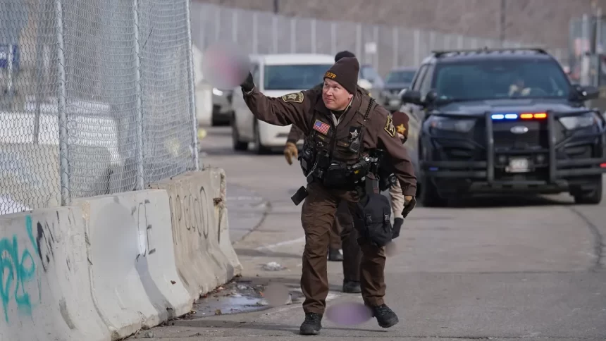 anti ice protests minnesota blurred